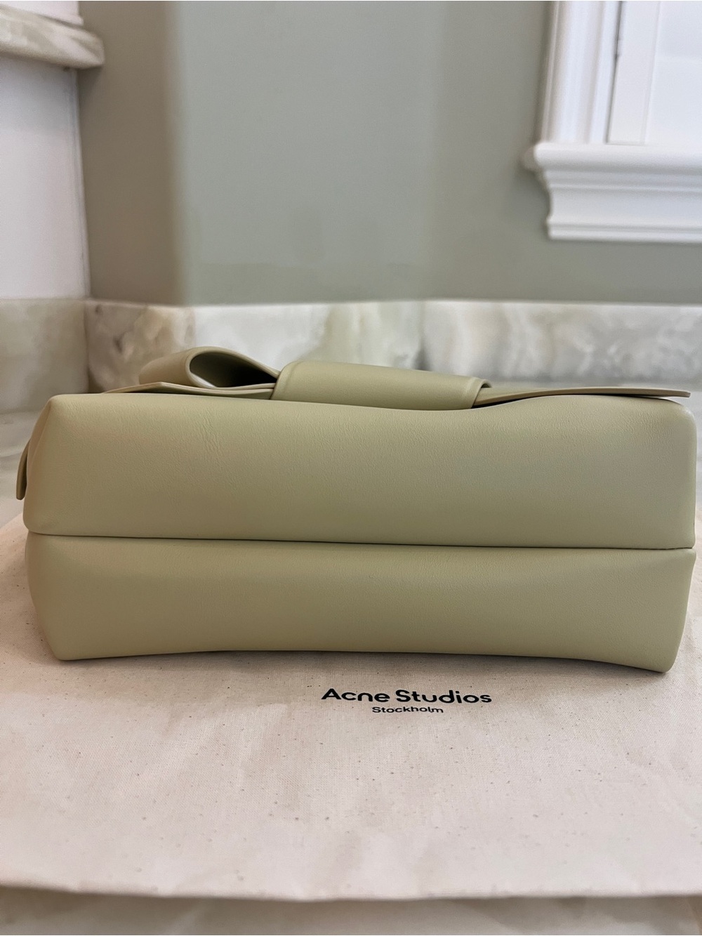 Acne Studios Musubi knotted Pale Sage Leather Shoulder Bag with Sculptural Bow - Picture 11 of 14